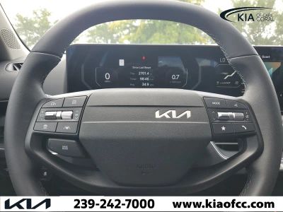 2025 Kia K4 — photo 21 view