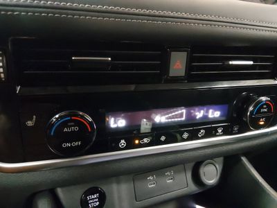 2025 Nissan Rogue - Photo 18