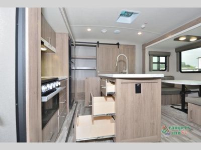 2022 Grand Design Imagine - Photo 18