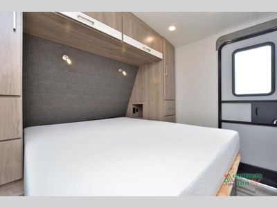 2022 Grand Design Imagine - Photo 33