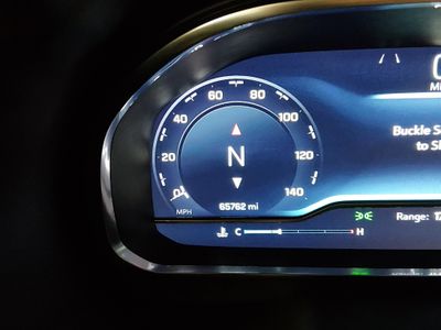 2024 Chevrolet Tahoe — photo 14 view