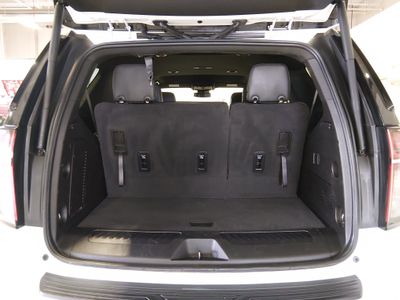 2024 Chevrolet Tahoe — photo 11 view