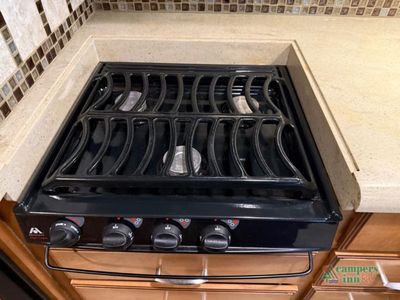 2015 Winnebago Suncruiser - Photo 42