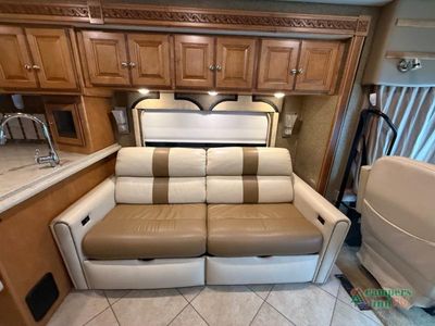 2015 Winnebago Suncruiser - Photo 23