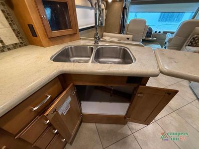 2015 Winnebago Suncruiser - Photo 43