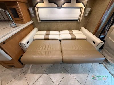2015 Winnebago Suncruiser - Photo 25