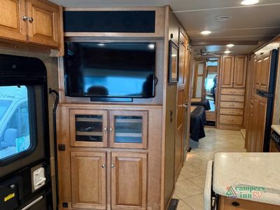 2015 Winnebago Suncruiser - Photo 28