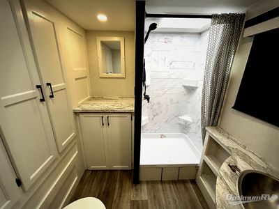 2026 Venture RV Stratus - Photo 11