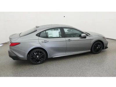 2026 Toyota Camry — photo 10 view