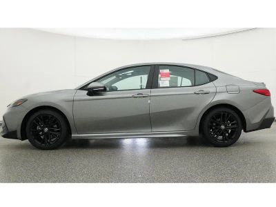 2026 Toyota Camry — photo 19 view