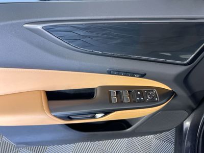 2024 Lexus NX - Photo 11
