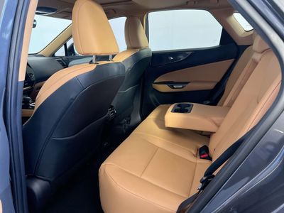 2024 Lexus NX - Photo 23