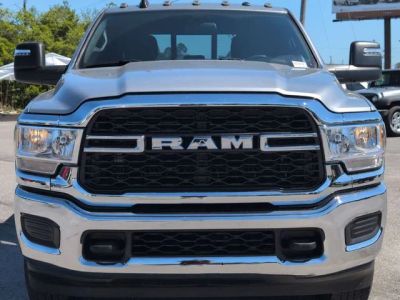2024 Ram 2500 — photo 8 view