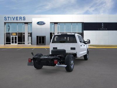 2026 Ford Chassis Cab - Photo 8