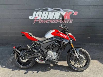 2025 CFMOTO 300NK — front three-quarter view