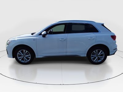 2025 Audi Q3 — interior view