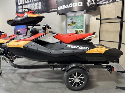 2025 Sea-Doo Spark for 3 Rotax 900 ACE - 90 CONV with IBR and Audio - Photo 2