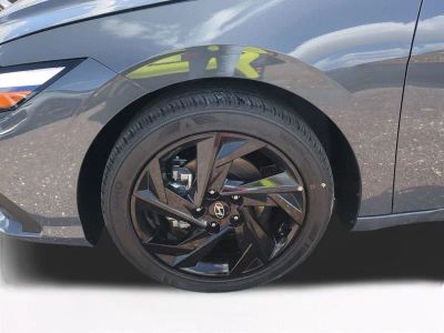 2026 Hyundai ELANTRA — photo 11 view