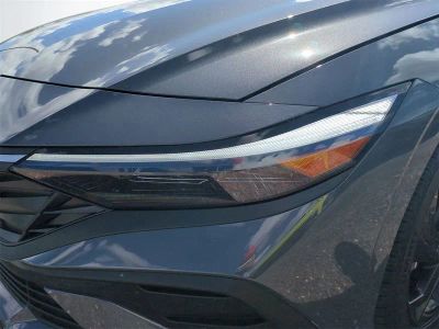 2026 Hyundai ELANTRA — photo 10 view
