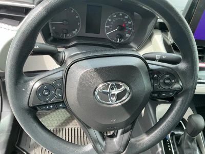 2023 Toyota Corolla — photo 13 view