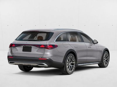 2026 Mercedes-Benz E-Class - Photo 2