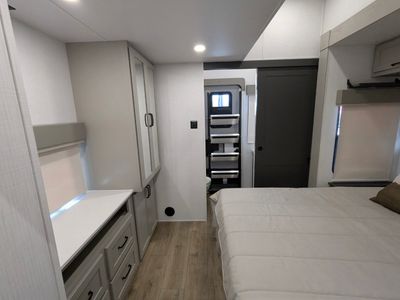 2025 Palomino Columbus - Photo 29