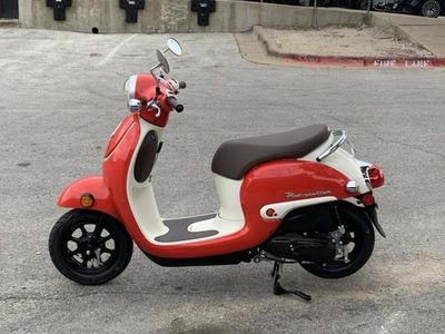 2026 Honda Metropolitan - Photo 8