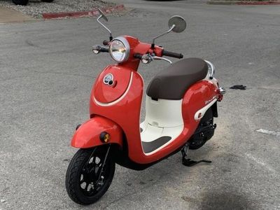 2026 Honda Metropolitan - Photo 2