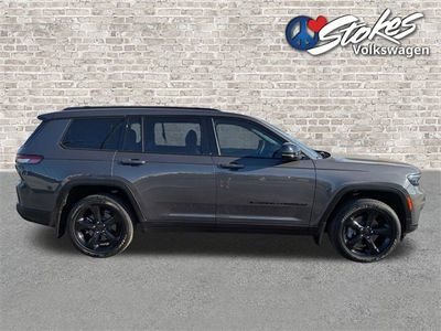 2024 Jeep Grand Cherokee L — side profile view