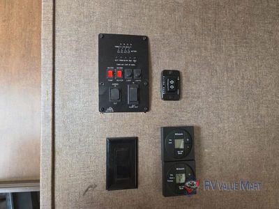 2016 Forest River RV Wildwood Heritage Glen - Photo 19