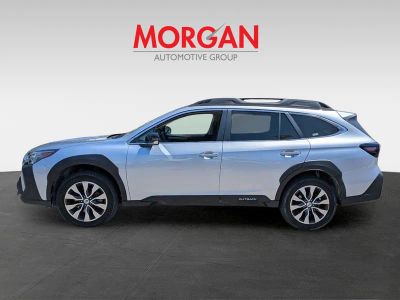 2023 Subaru Outback — photo 7 view