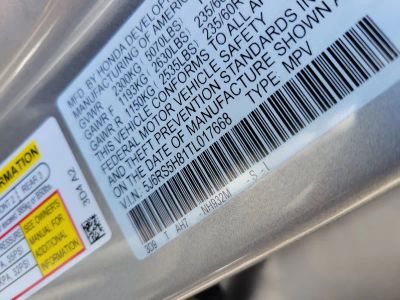 2026 Honda CR-V Hybrid — photo 32 view
