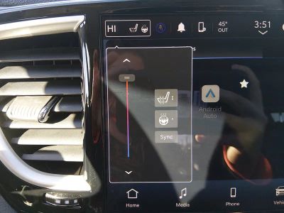 2023 Chrysler Pacifica — photo 18 view