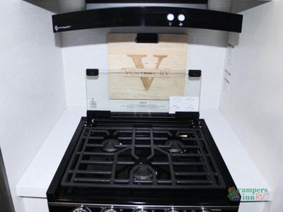 2026 Venture RV SportTrek Touring Edition - Photo 41
