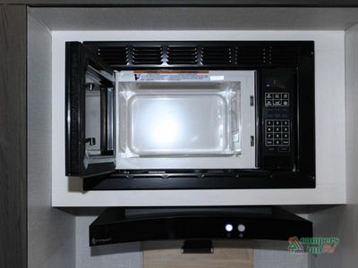 2026 Venture RV SportTrek Touring Edition - Photo 43