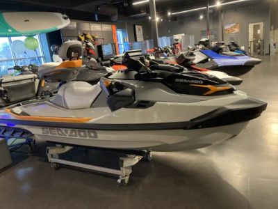 2025 Sea-Doo FishPro™ Trophy 170 — front three-quarter view