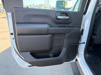 2026 Chevrolet Silverado 3500 HD - Photo 13
