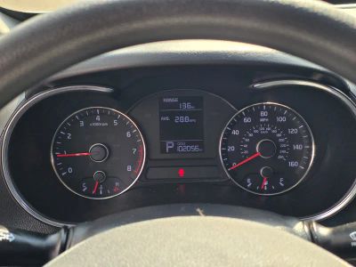 2016 Kia Forte 5-Door — photo 31 view