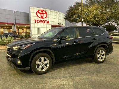 2025 Toyota Highlander - Photo 1