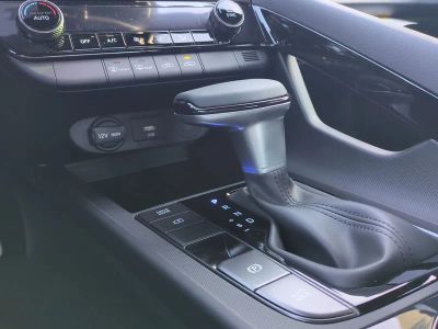 2026 Hyundai ELANTRA HYBRID — photo 20 view