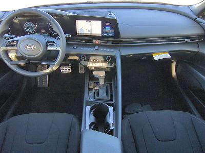 2026 Hyundai ELANTRA HYBRID — photo 16 view
