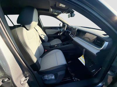 2026 Volkswagen Tiguan — photo 23 view