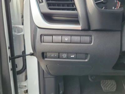 2026 Nissan Rogue — photo 10 view