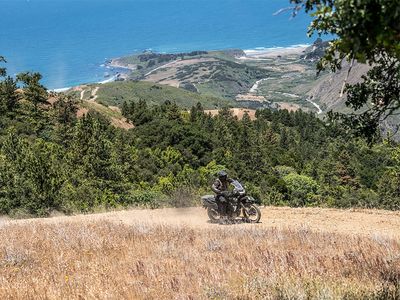 2025 Kawasaki KLR650 - Photo 21