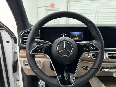 2026 Mercedes-Benz GLE — photo 52 view