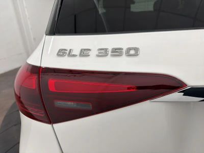 2026 Mercedes-Benz GLE — photo 11 view