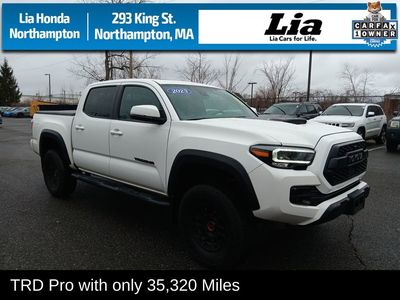 2023 Toyota Tacoma - Photo 2