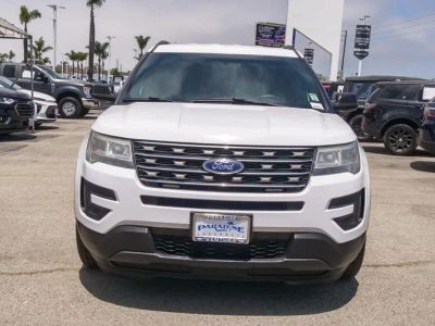2016 Ford Explorer — side profile view