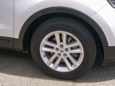 2016 Ford Explorer — detail view