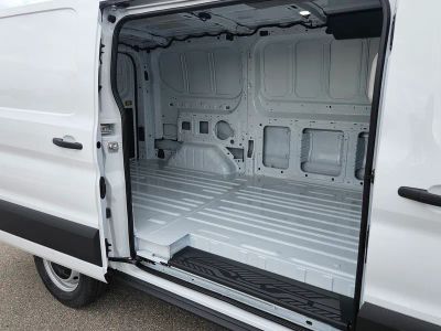 2026 Ford Transit-150 — photo 27 view